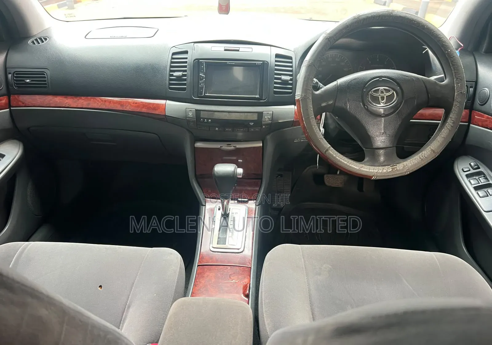 Toyota Premio 2004 Gray
