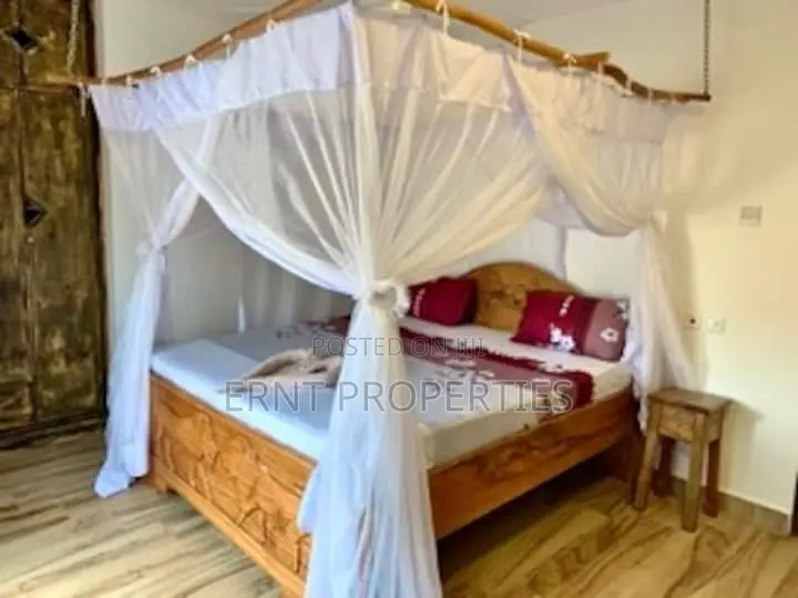 Furnished 6bdrm Villa in Diani for sale