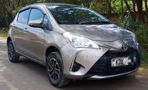Cheap 5 Seater Toyota Vits for Hire/Rent