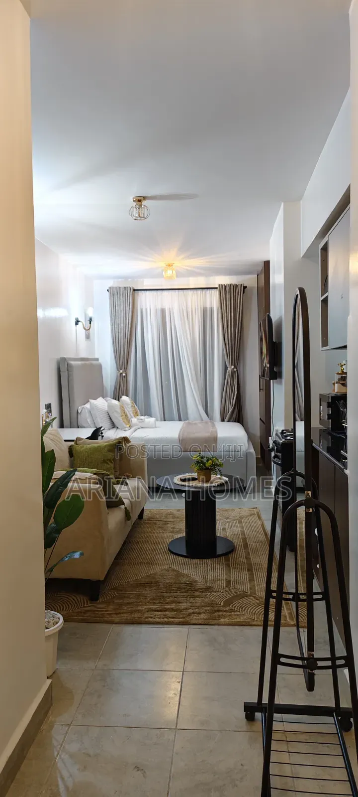 Arianahomes