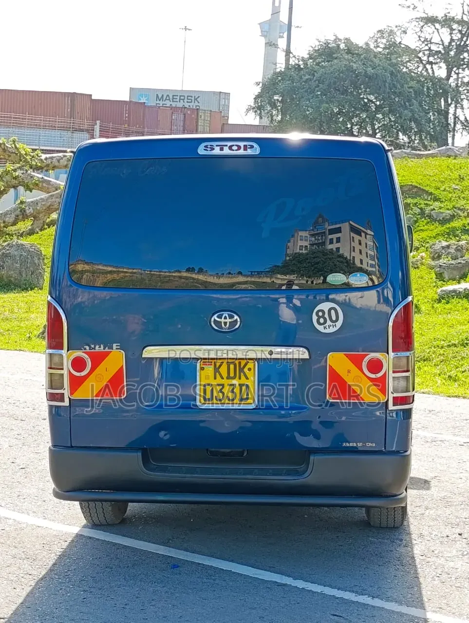 Toyota HiAce 2017 Blue