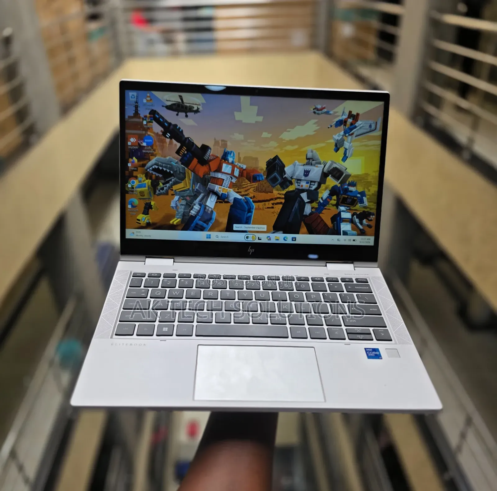 Laptop HP EliteBook 830 G8 16GB Intel Core i7 SSD 512GB