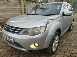 Mitsubishi Outlander 2012 Silver