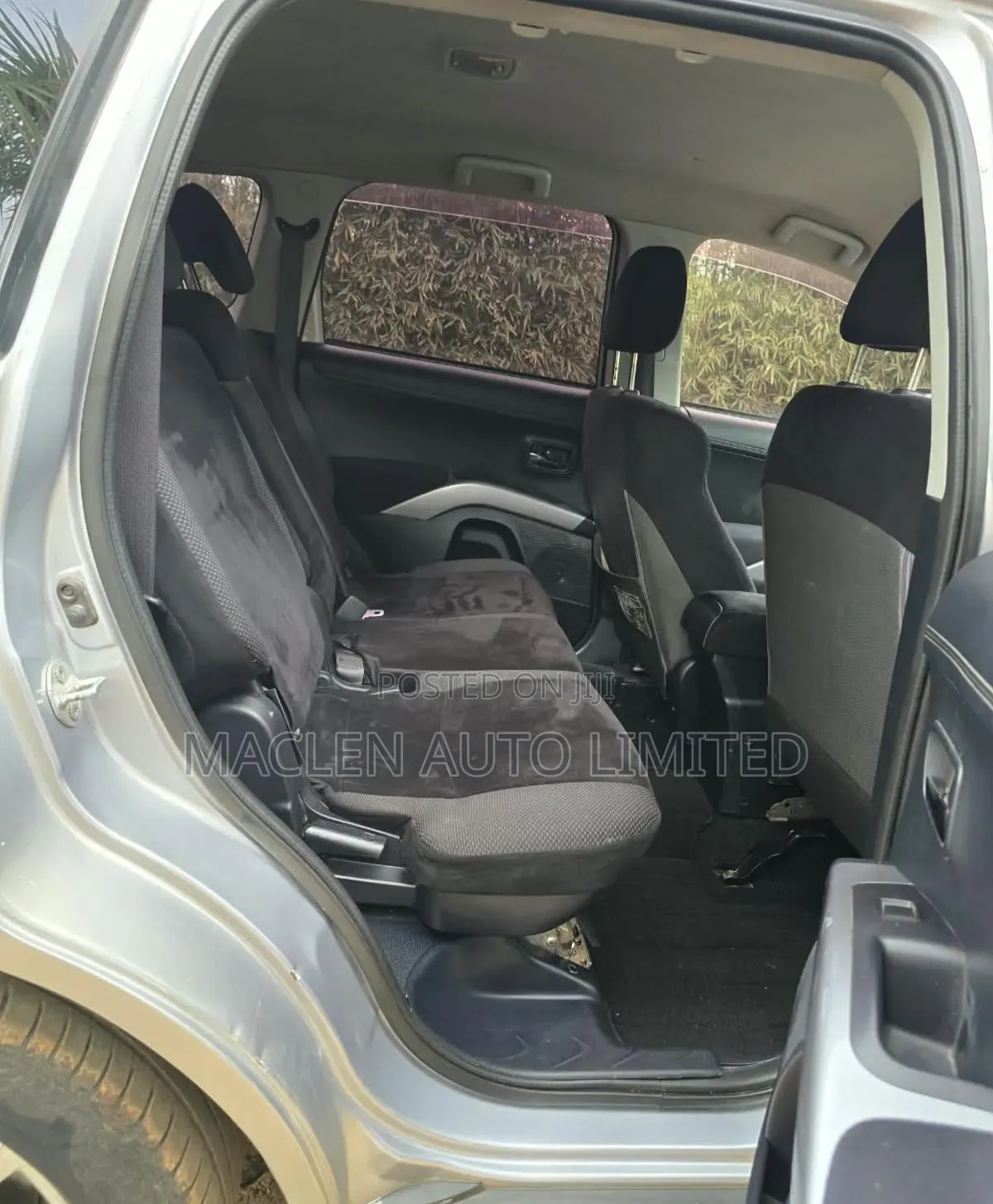 Mitsubishi Outlander 2012 Silver