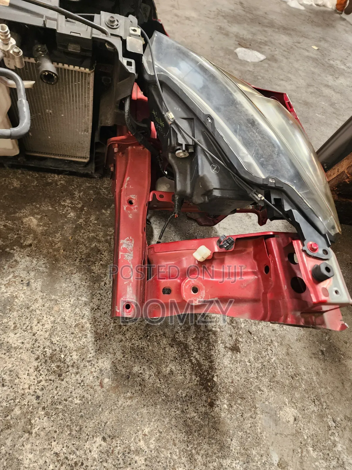 Mazda Demio Nosecut