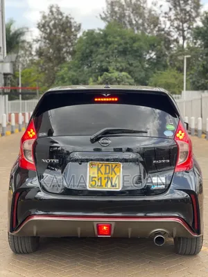 Nissan Note 2016 Black
