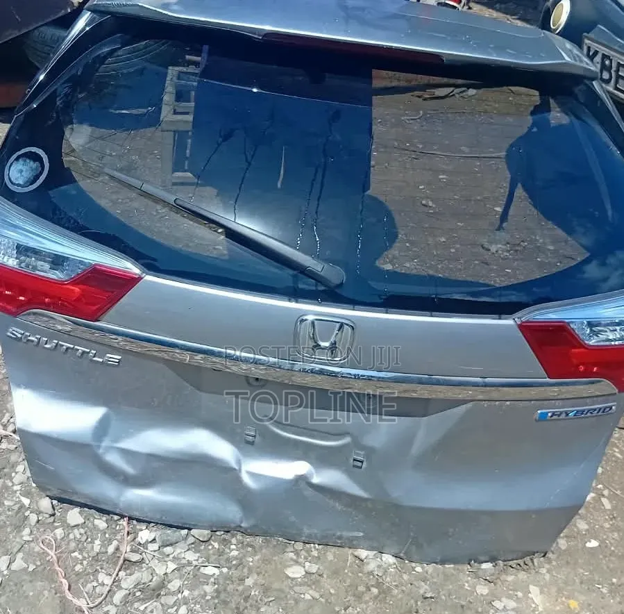 Honda Rear Tailgate