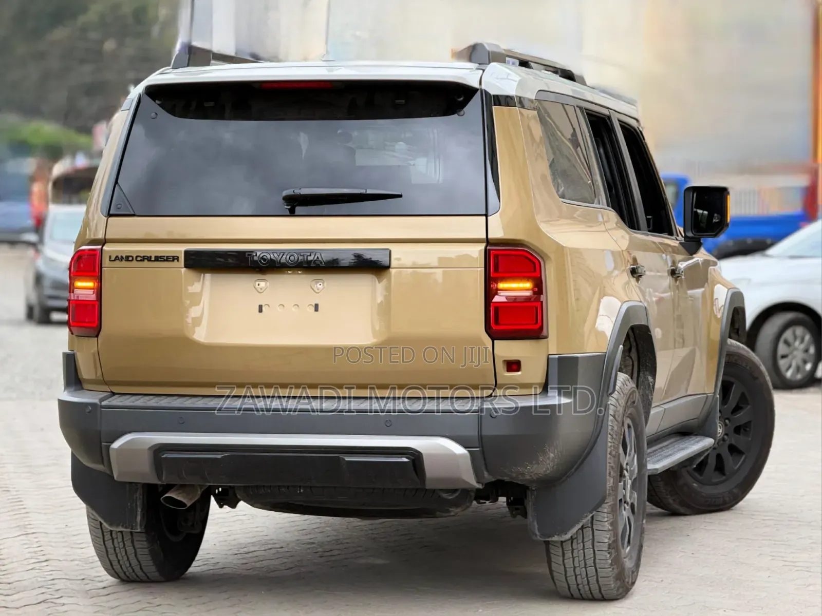 Toyota Land Cruiser Prado 2.8 2024 Gold