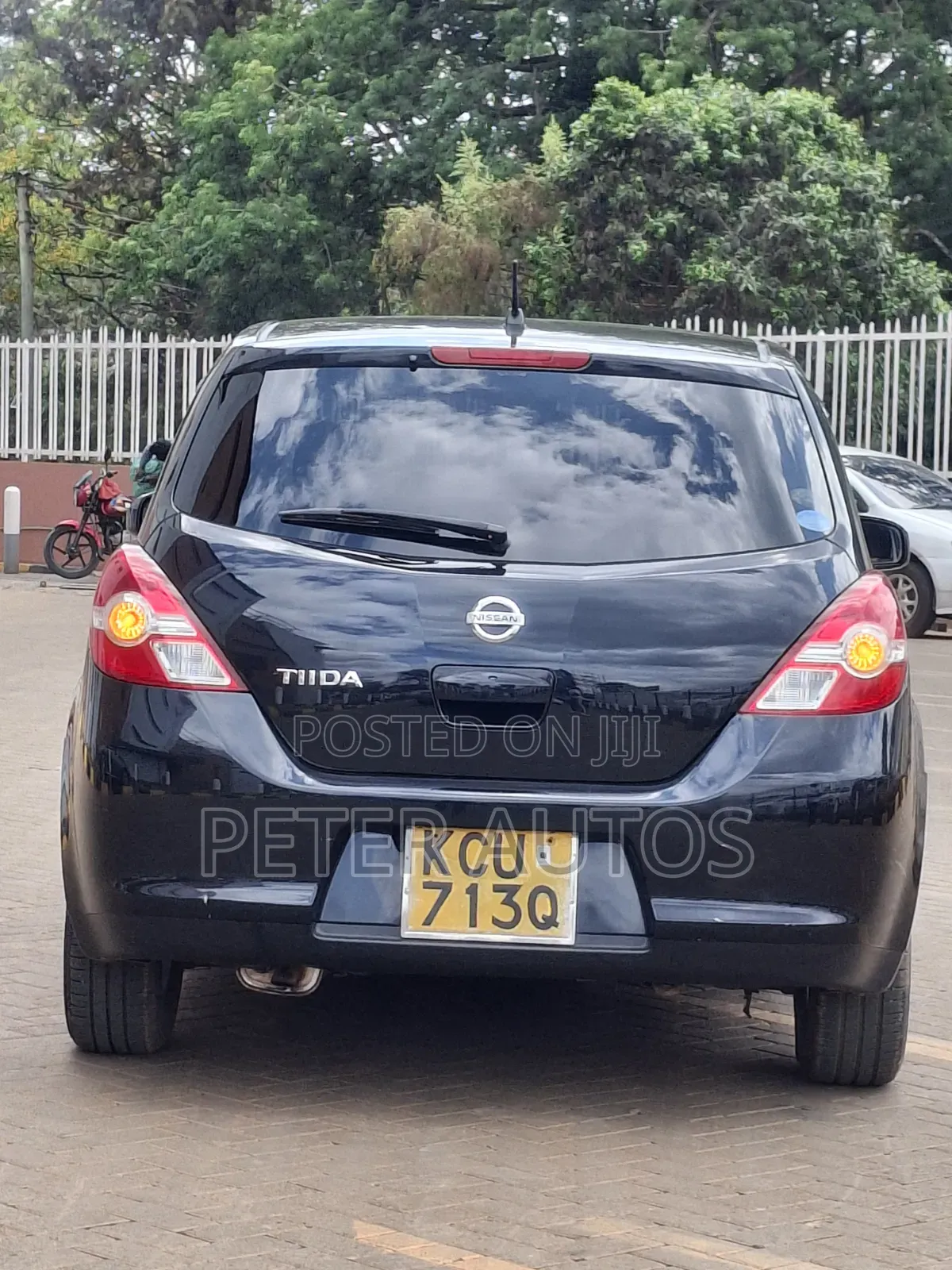 Nissan Tiida 1.5L 16V 2011 Black