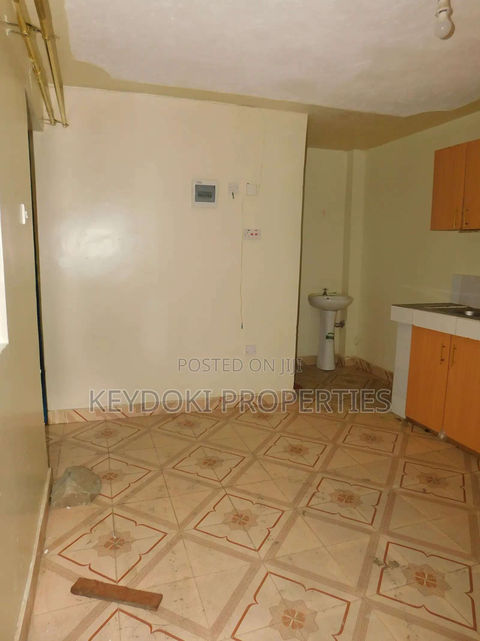 1bdrm Bedsitter in Sunton for rent