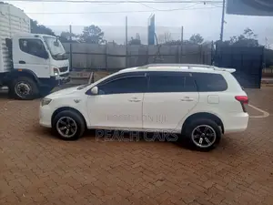 Toyota Corolla Fielder 2010 White