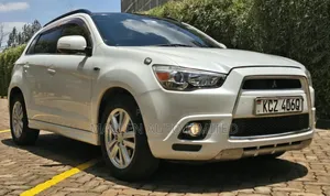 Mitsubishi RVR 2013 White
