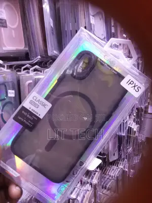 MagSafe iPhone Xs Transluscent Case With Lense Protector-Black