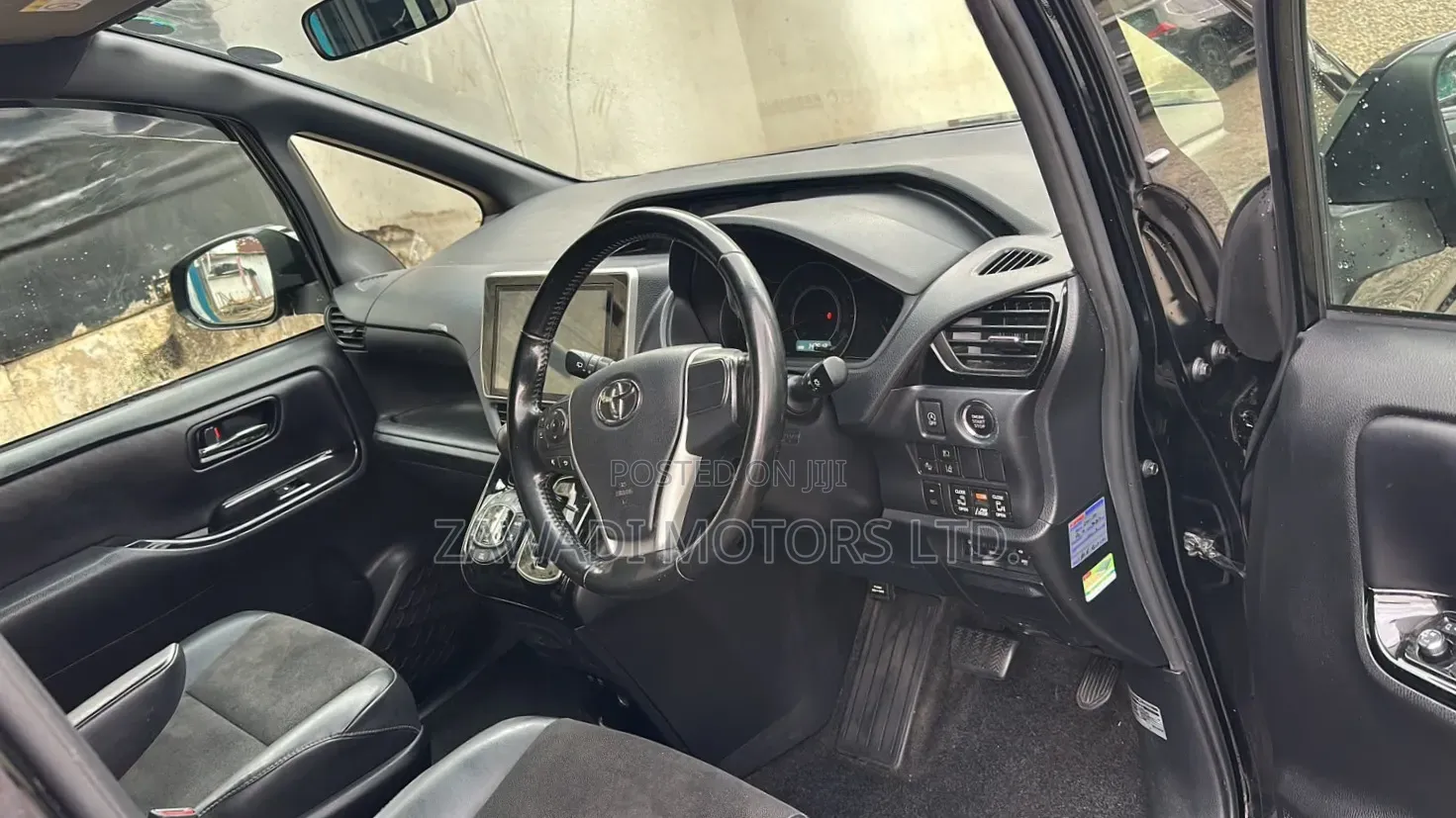 Toyota Noah 2019 Black
