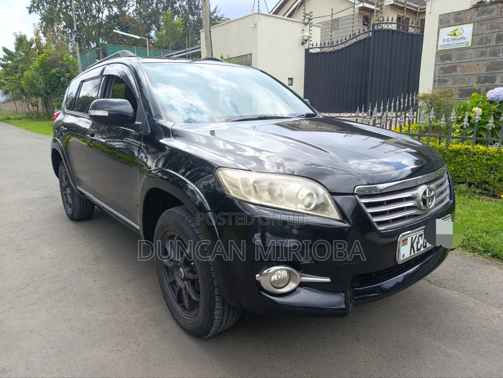 Toyota Vanguard 2012 Black