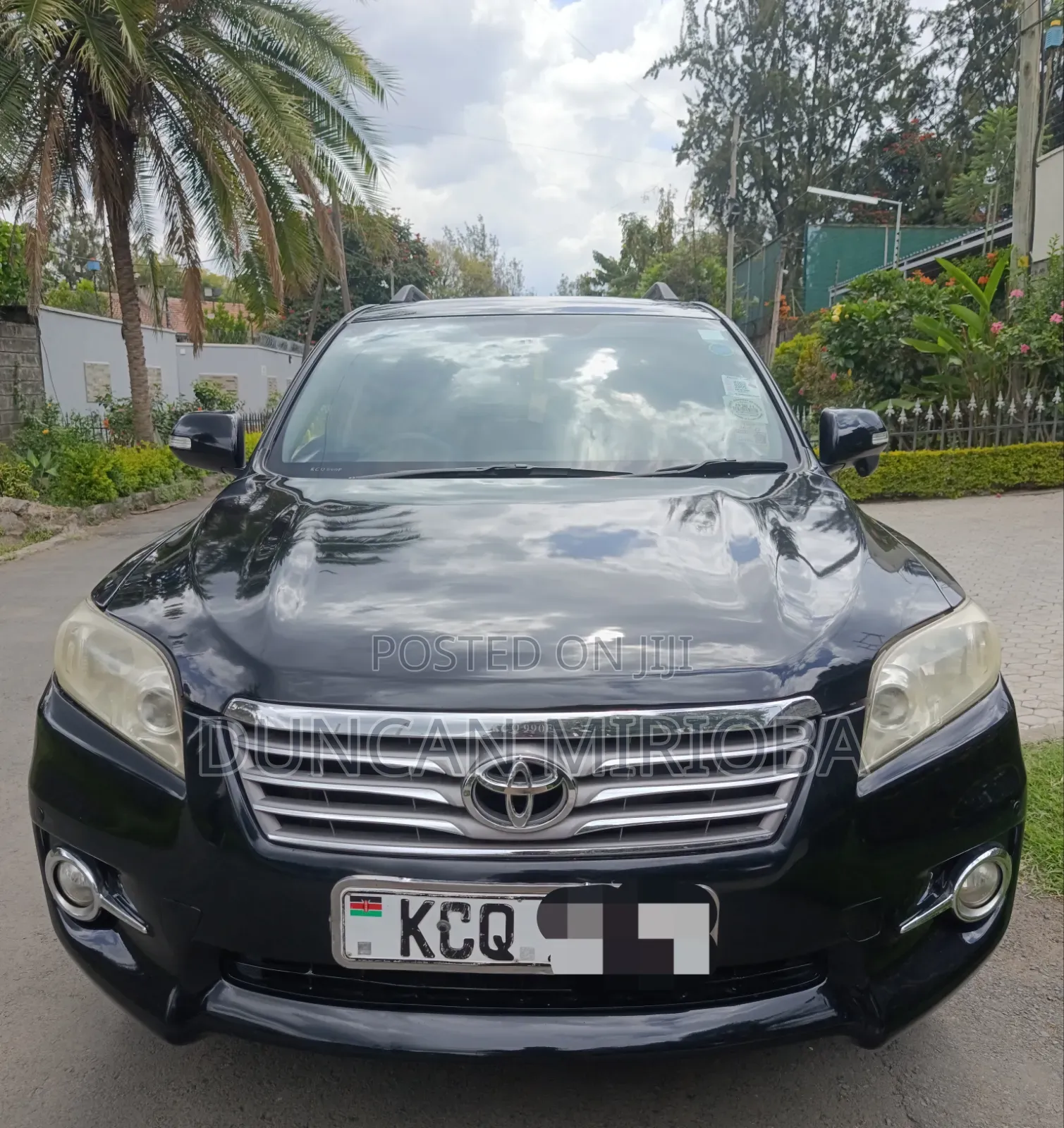 Toyota Vanguard 2012 Black