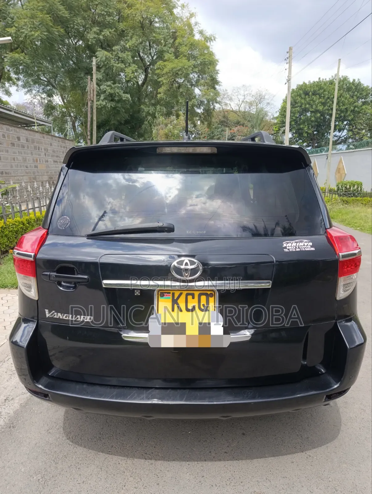 Toyota Vanguard 2012 Black