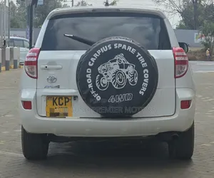 Toyota RAV4 2010 White