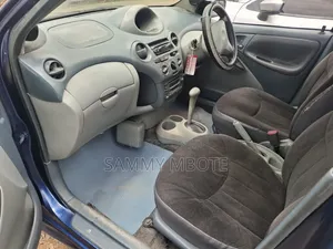 Toyota Vitz 1.0 FWD 5dr 1999 Blue