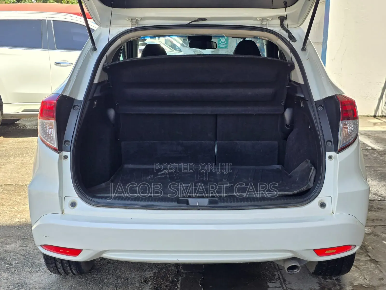 Honda Vezel 2017 White
