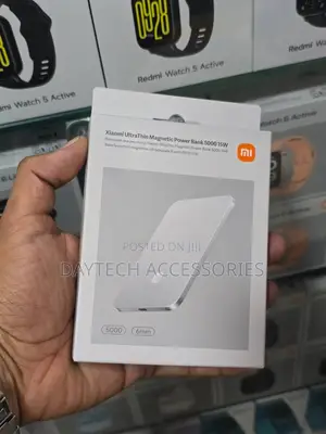 Xiaomi Ultrathin Magnetic Power Bank 5000 15w Designed for iPhone.