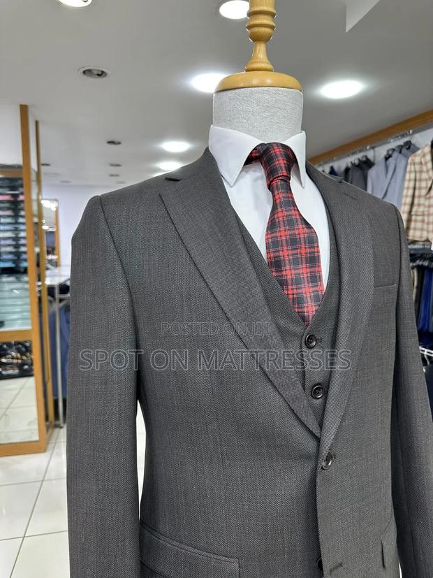 Executive Suits. Teddy Berry Brand Sizes 46-64. Nationwide Delivery. - thumbnail 6