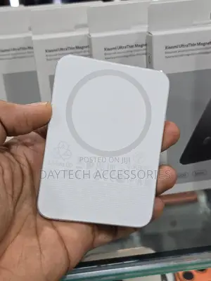 Xiaomi Ultrathin Magnetic Power Bank 5000 15w Designed for iPhone.