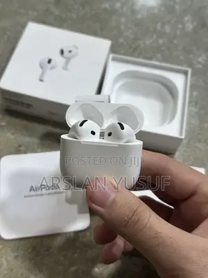 Airpods 4 ANC