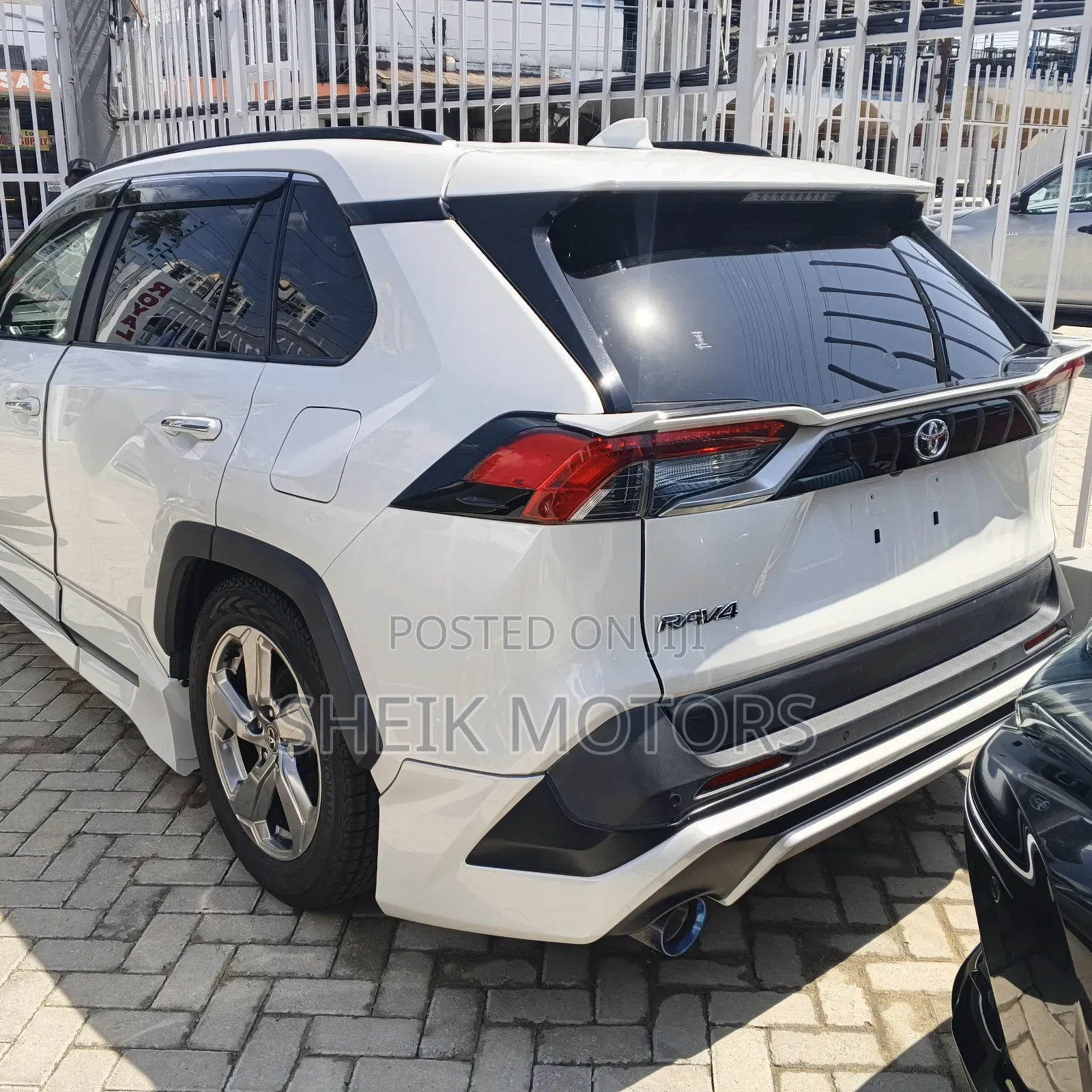 Toyota RAV4 2020 White