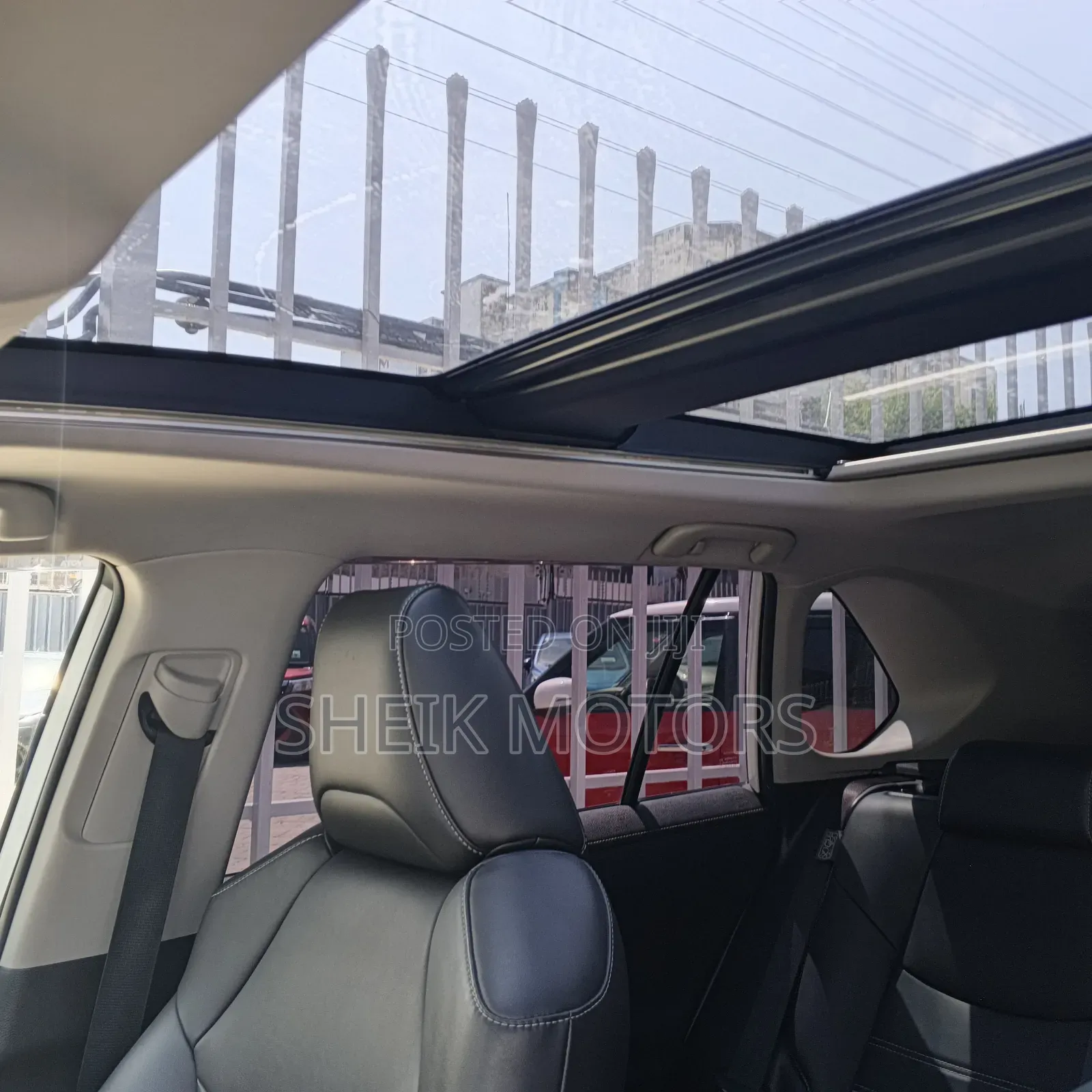 Toyota RAV4 2020 White