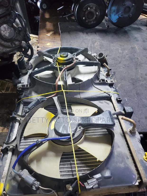Honda CRV Rd1 Radiator - main view