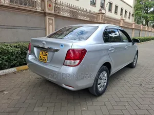 Toyota Axio 1.5 X 2WD 2014 Silver