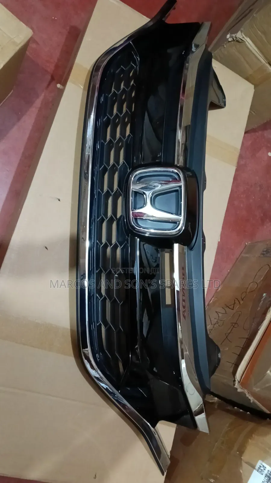 Grill Honda CRV Re5