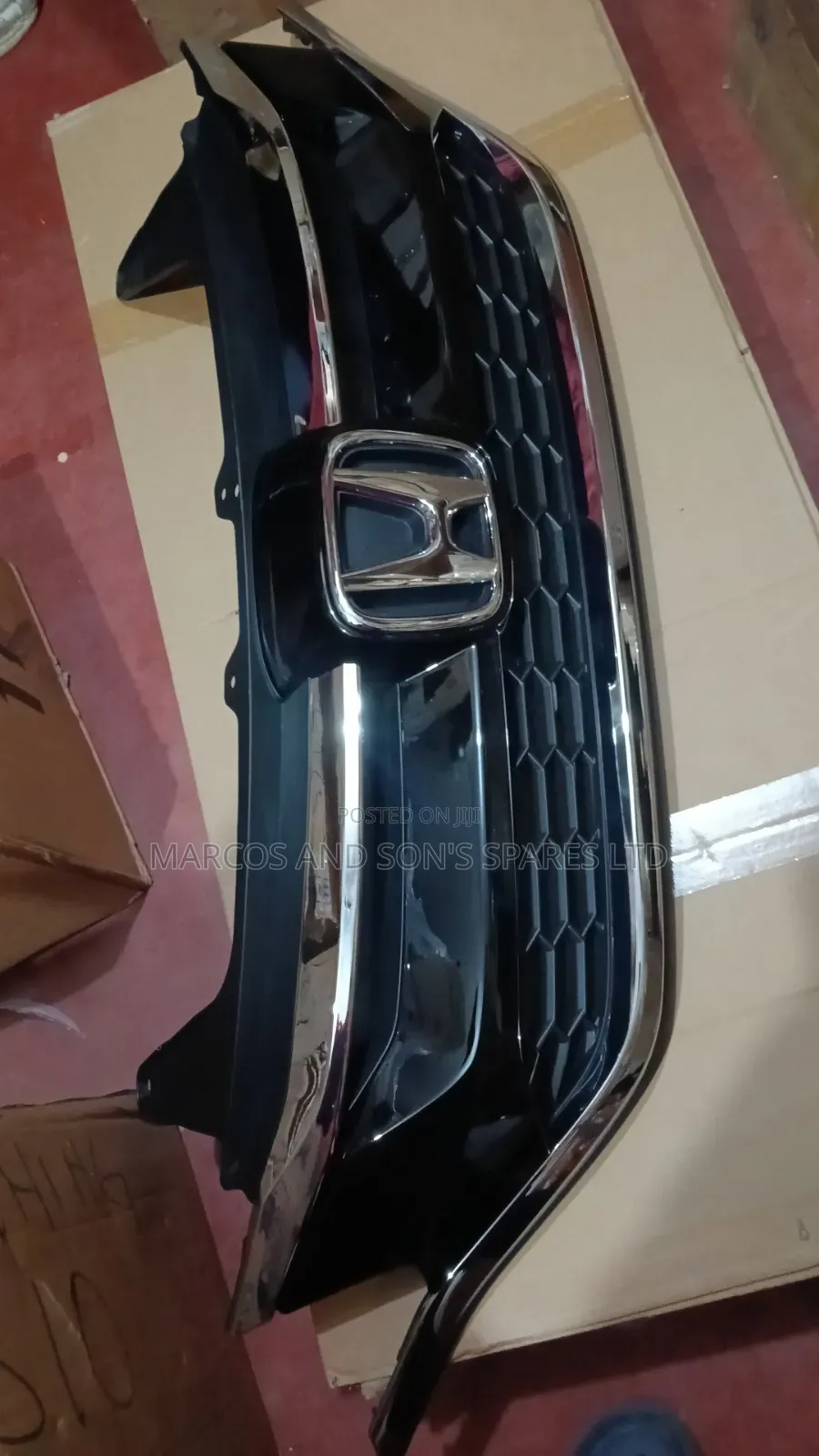 Grill Honda CRV Re5