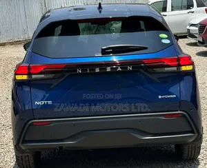 Nissan Note 1.2 Hybrid 2021 Blue