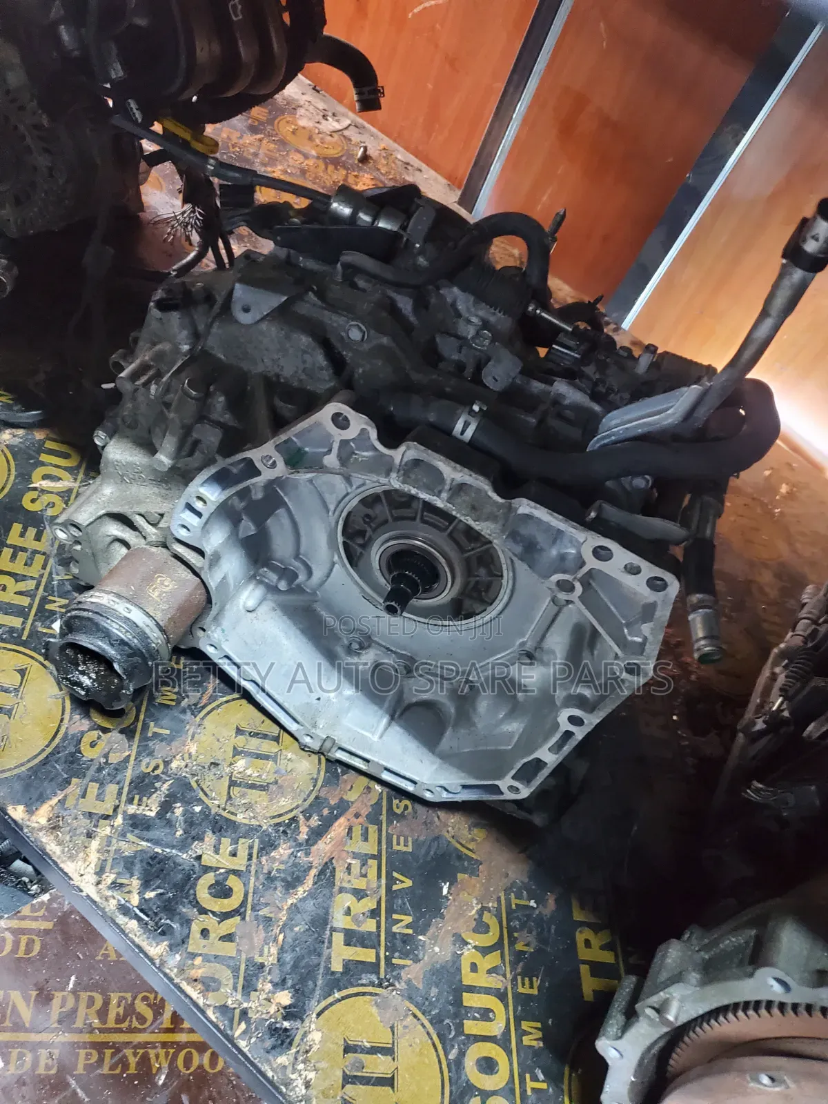 Nissan Tiida Hr15 Gearbox