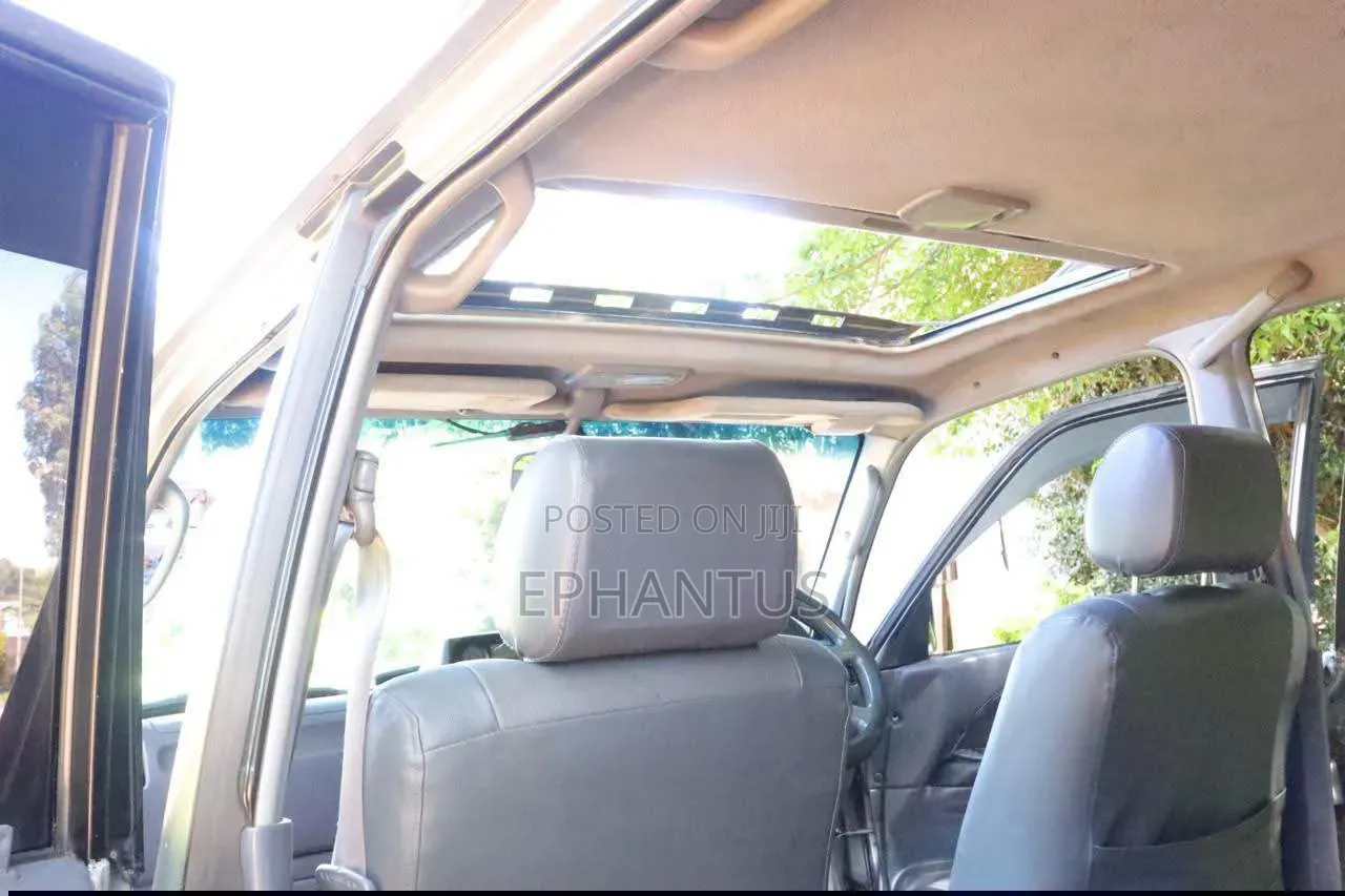 Toyota Land Cruiser Prado 3.4 5dr 2004 Silver