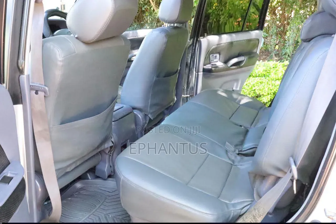 Toyota Land Cruiser Prado 3.4 5dr 2004 Silver