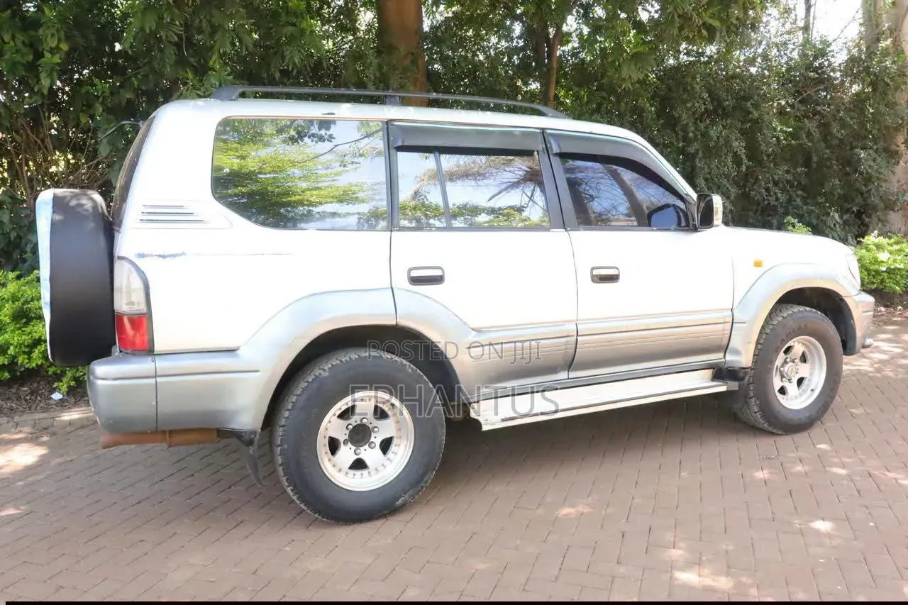Toyota Land Cruiser Prado 3.4 5dr 2004 Silver