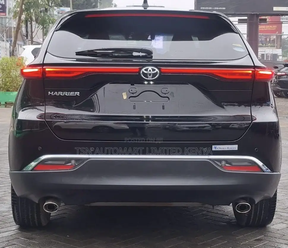Toyota Harrier 2.0 2020 Black