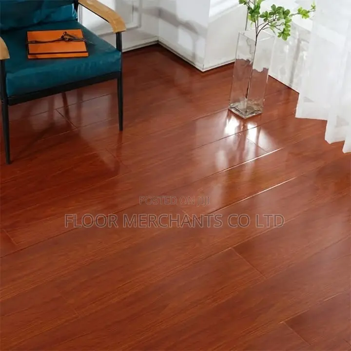 Rustic Oak Wood Laminate