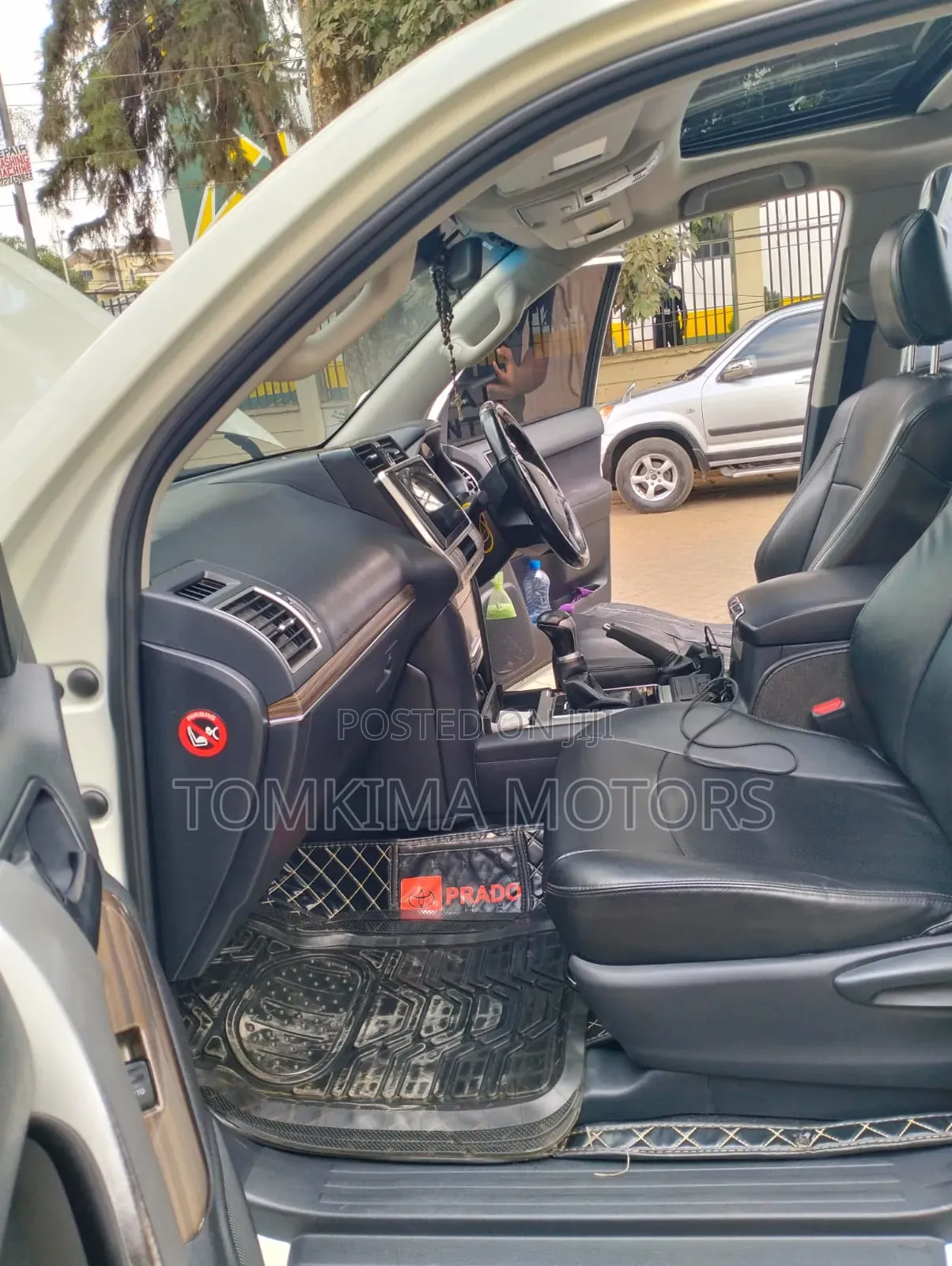 Toyota Land Cruiser Prado 2018 White