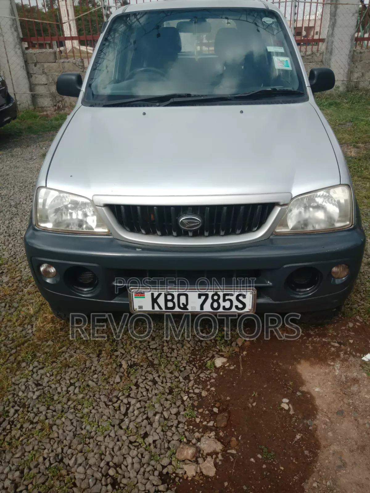 Daihatsu Terios Automatic 2004 Silver