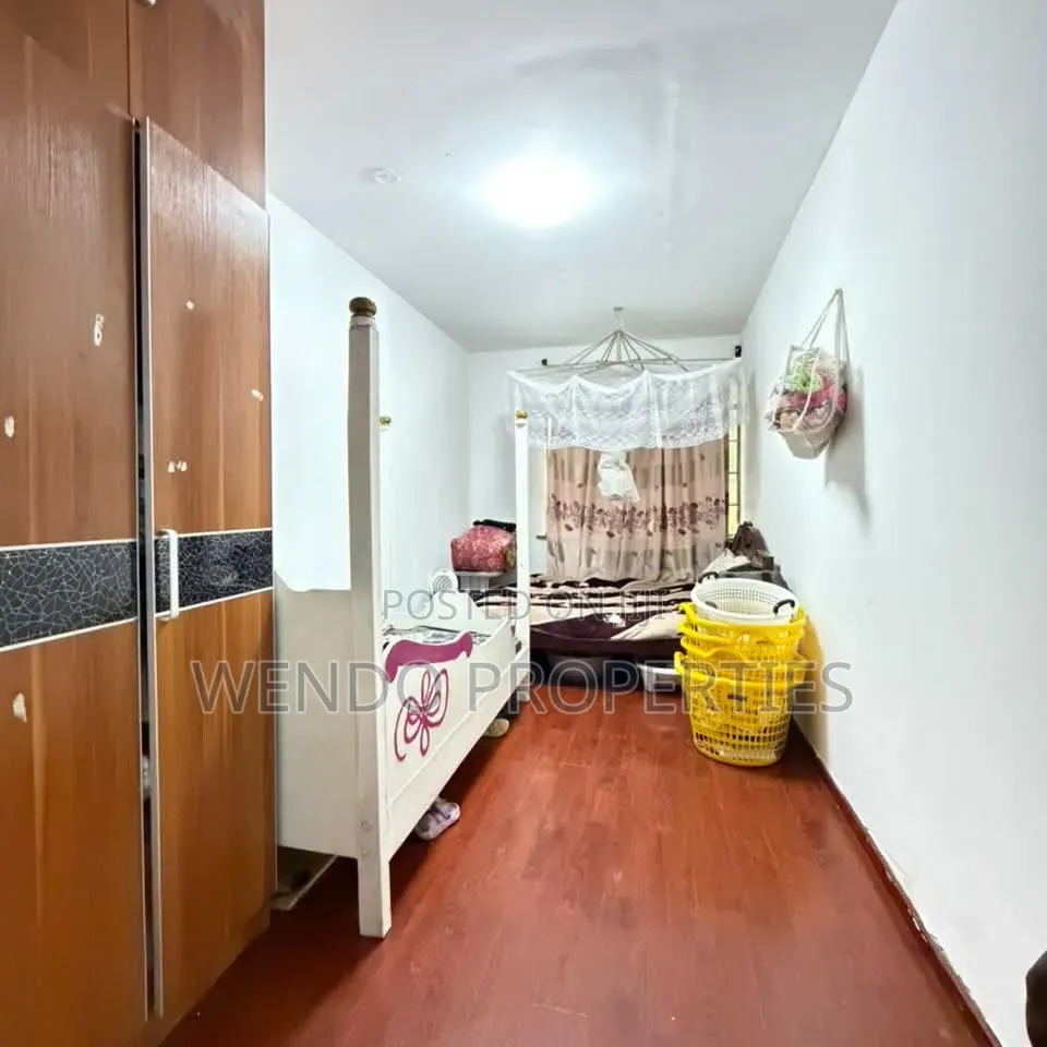 3bdrm Apartment in Valley Arcade for rent