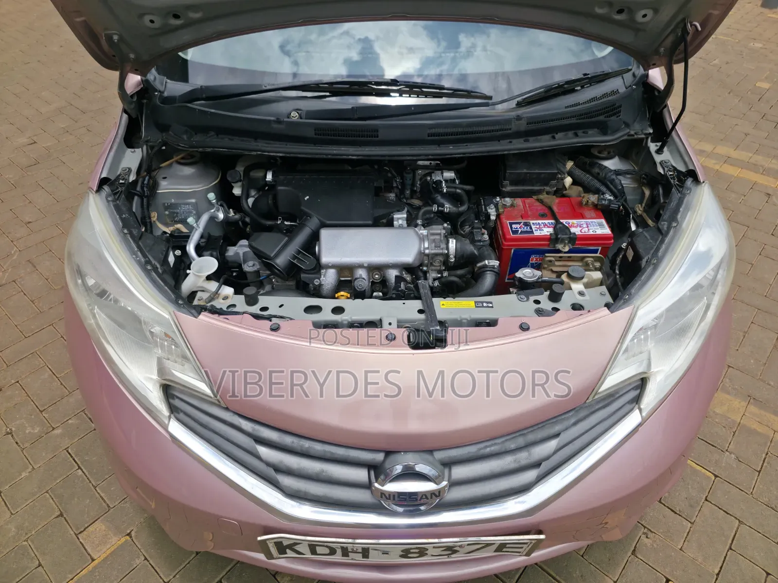 Nissan Note 2015 Pink