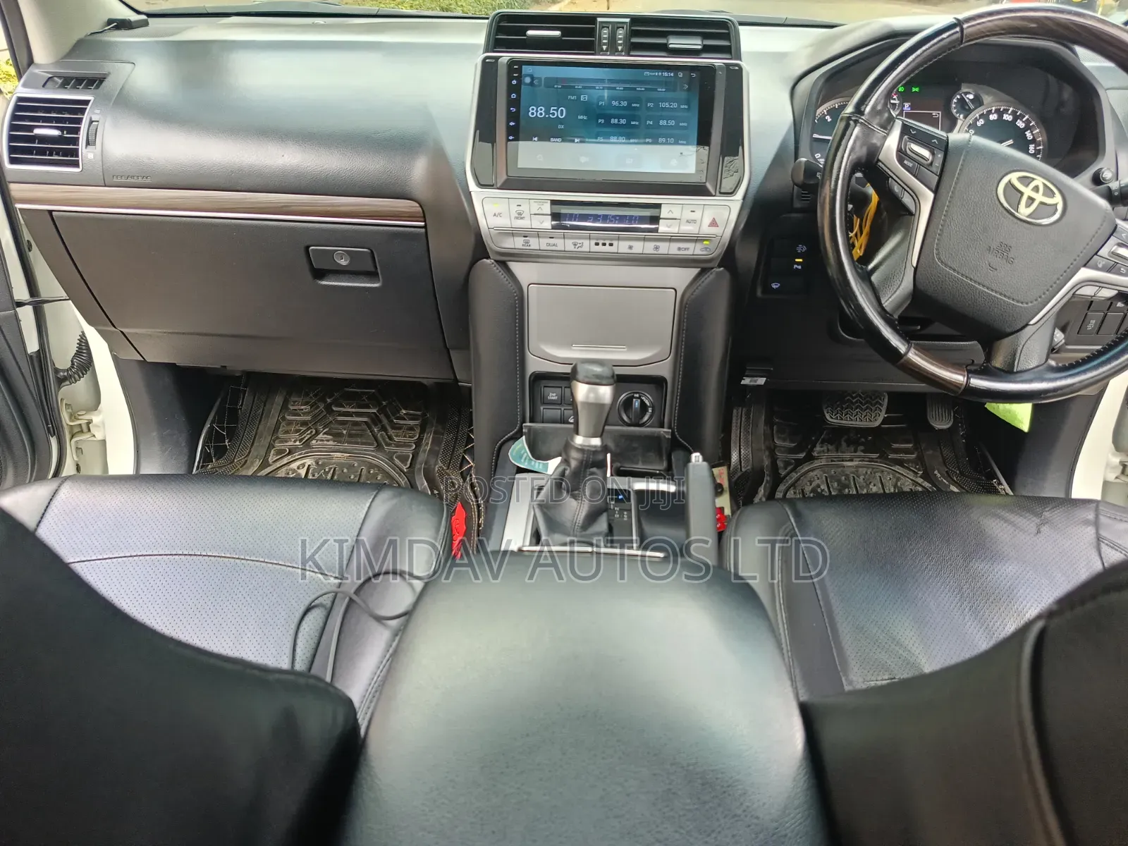 Toyota Land Cruiser Prado 2.8 2017 White