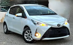 Toyota Vitz 1.3 FWD 5dr 2019 White