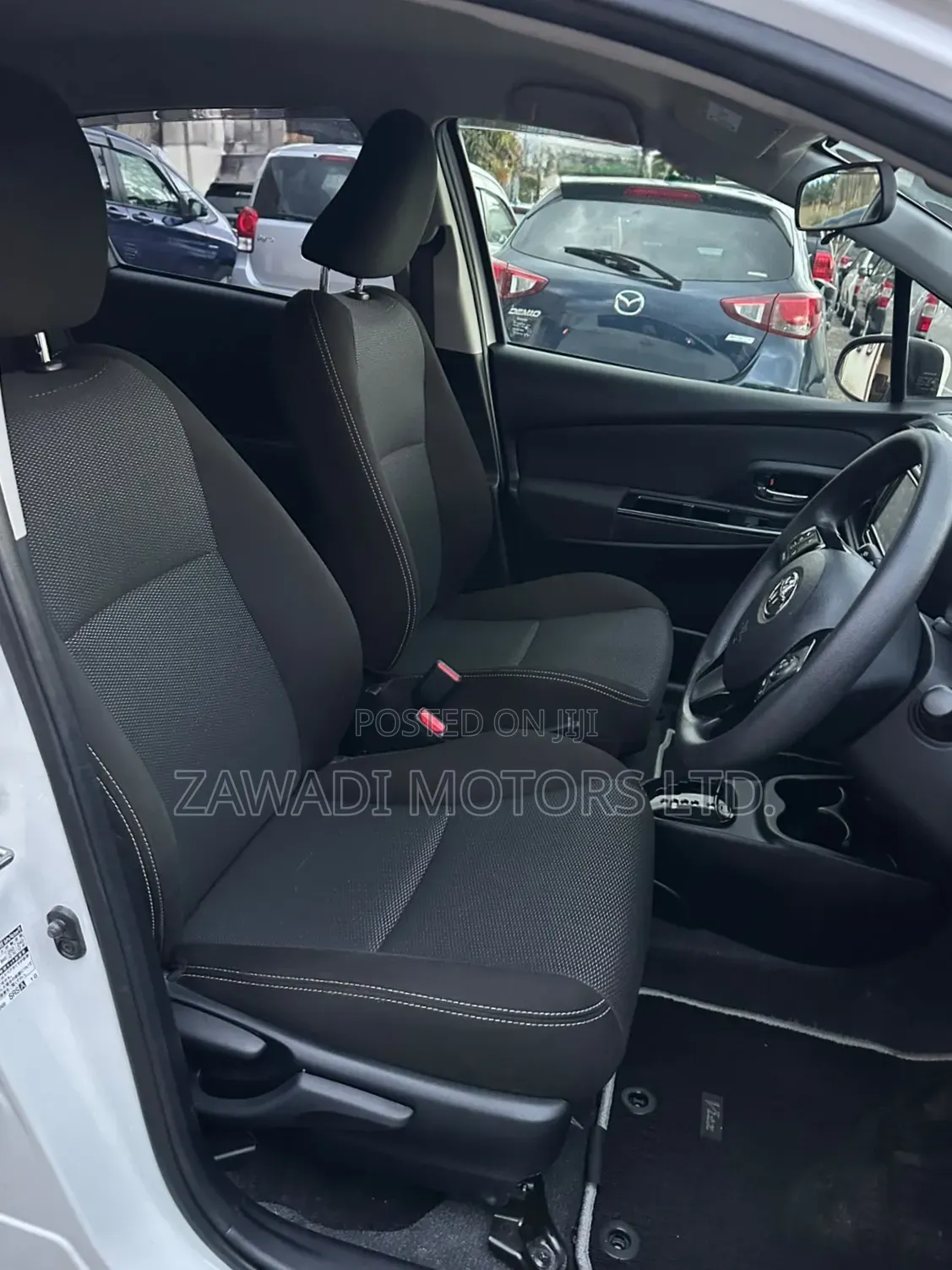 Toyota Vitz 1.3 FWD 5dr 2019 White