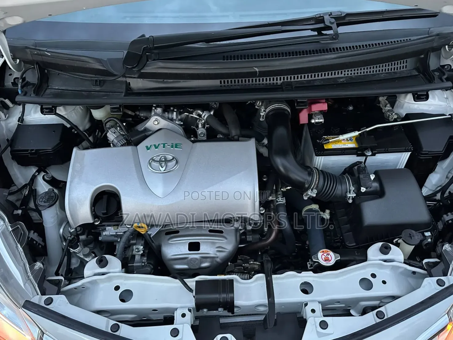 Toyota Vitz 1.3 FWD 5dr 2019 White