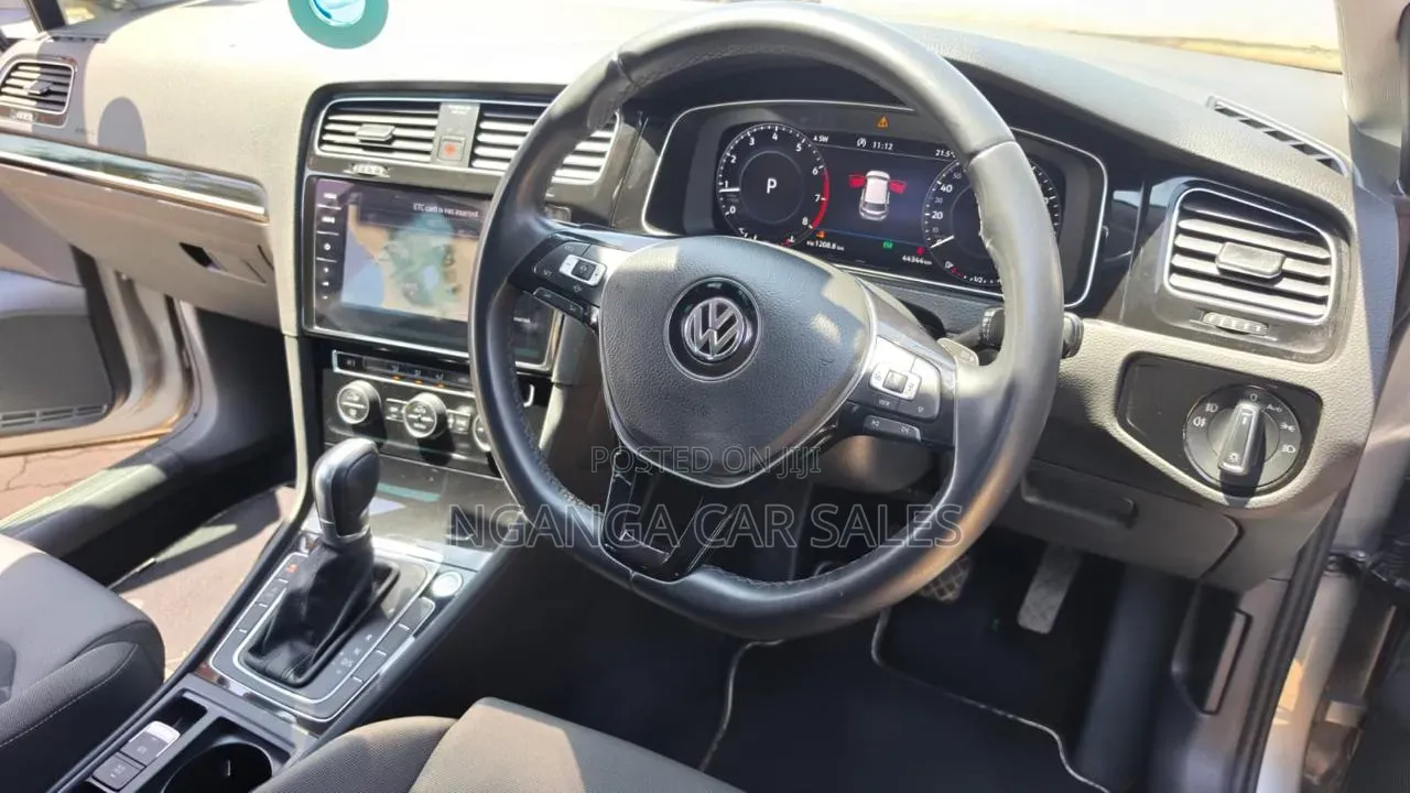 Volkswagen Golf 2019 Gray